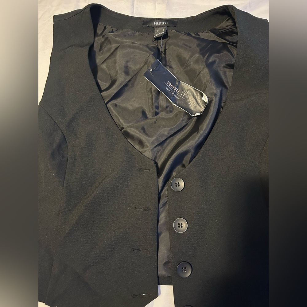 NWT Ladies Vest